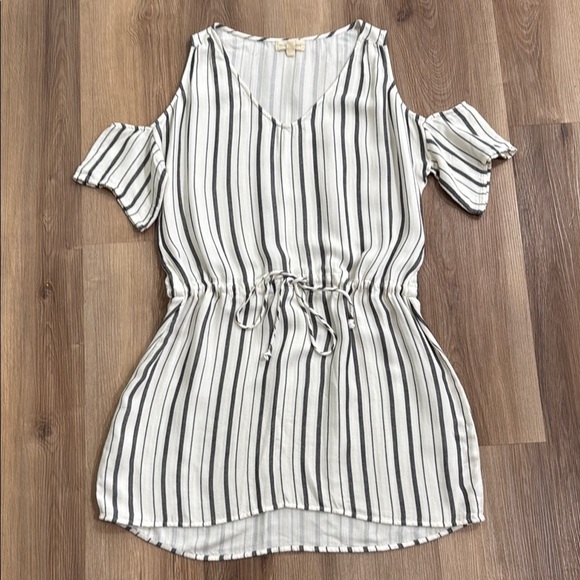 Cloth & Stone Ivory Gray Anthropologie Striped Cold Shoulder Tunic Dress Large - Picture 2 of 8